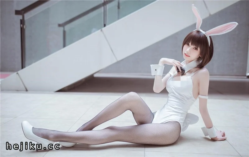 你的负卿cosplay图片合集包,风靡全网图集一次看个够