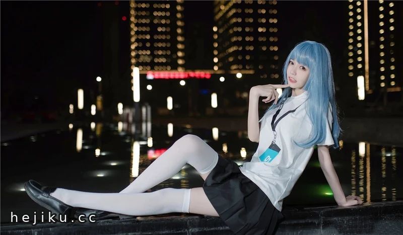 你的负卿cosplay图片合集包,风靡全网图集一次看个够